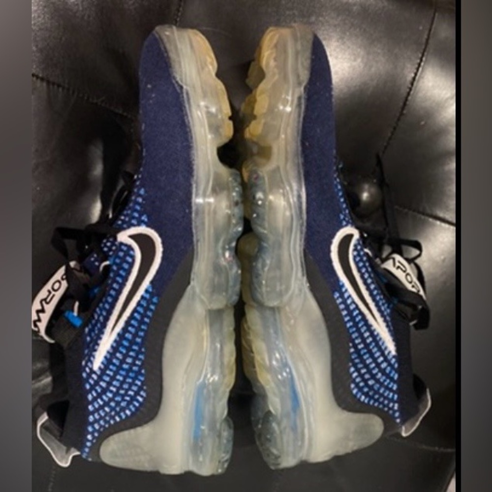 Nike Navy and Black Running Shoes 4.5Y - Picture 12 of 15